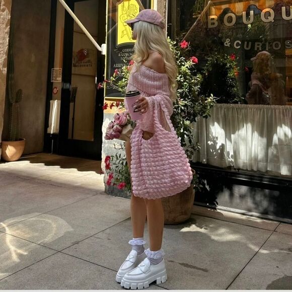 NWT PINK TOTE BAG 2024 SIA LAUREN COLLECTION - Picture 2 of 6